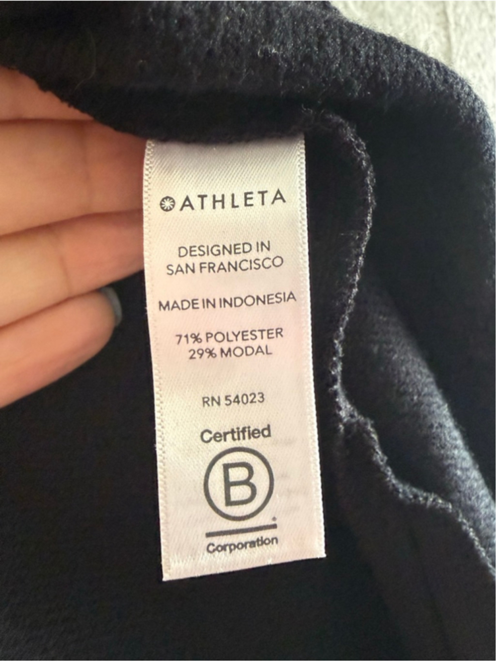 NWT Athleta Sedona Sweatshirt Dress, Black SIZE small modal - Picture 10 of 10